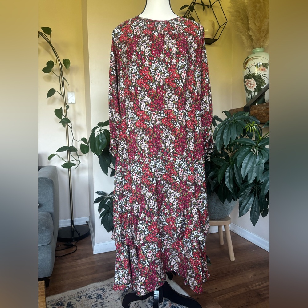 Laura Ashley - Pretty Floral Long Sleeve Dress